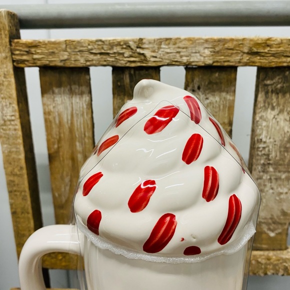 Rae Dunn HOT COCOA mug with whip cream topper - Picture 9 of 9